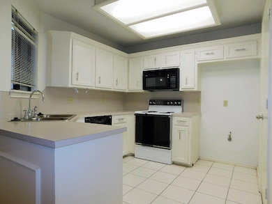 6816 Frankford Ave, Lubbock, TX 79424 - photo 6