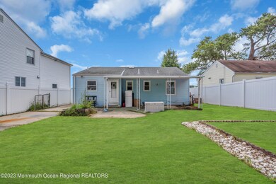 848 Malden Dr, Keyport, NJ 07735 - photo 4