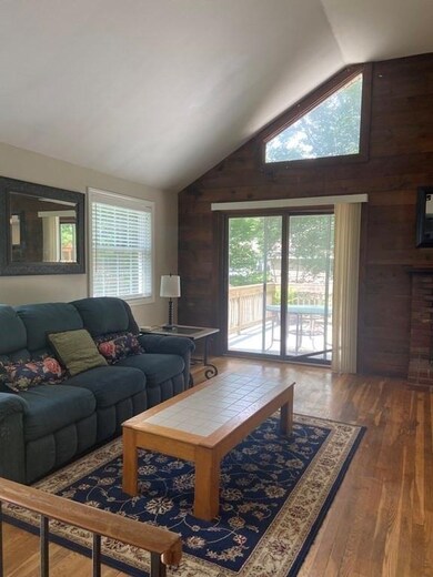 12 Lynn Ct, Bellingham, MA 02019 - photo 5