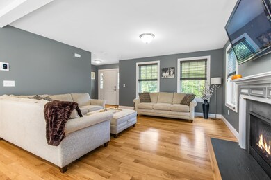 14 Pinewood Dr, Stratham, NH 03885 - photo 5