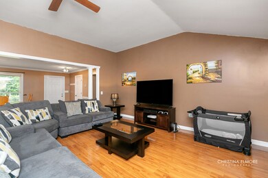 226RiverNorthCircle-10