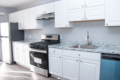 98 Kaye Vue Dr, Hamden, CT 06514 - photo 2