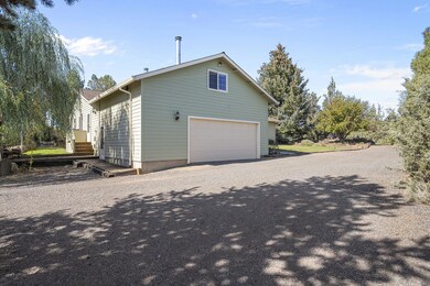 21679 Obsidian Ave, Bend, OR 97702 - photo 3