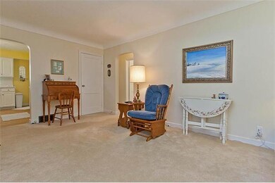 1041 65th St, Windsor Heights, IA 50324 - photo 4