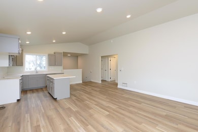 1109 University Dr S, Fargo, ND 58103 - photo 4