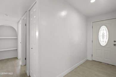 229 Kelvin Ave, El Paso, TX 79915 - photo 6