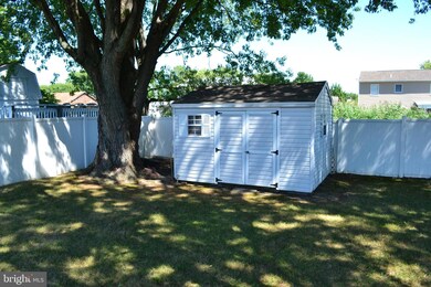 2213 Lodge Farm Rd, Sparrows Point, MD 21219 - photo 5