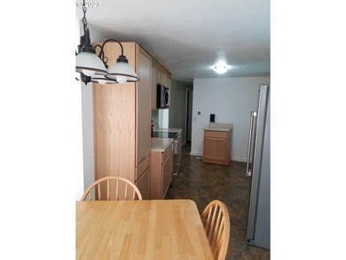 4424 SE Roethe Rd unit 23, Portland, OR 97267 - photo 3