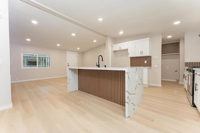 975 N H St unit 22, Tulare, CA 93274 - photo 6