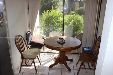 19232 NE 25th Ave unit 221B, Miami, FL 33180 - photo 3