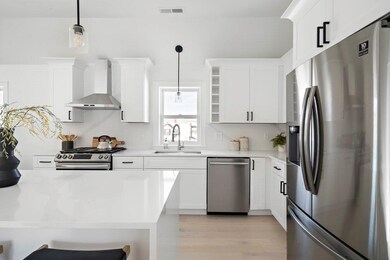 53 Bryant St unit 53, Everett, MA 02149 - photo 5