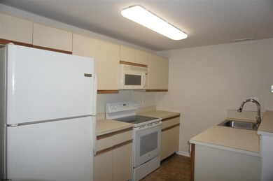 74 Pheasant Meadow Dr unit 84, Galloway, NJ 08205 - photo 5