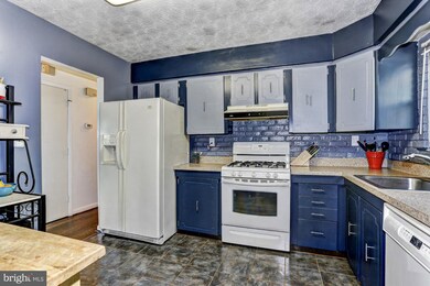 1108 Courtland Dr, Sykesville, MD 21784 - photo 7