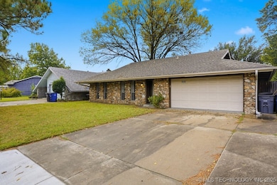 9125 E 49th Place, Tulsa, OK 74145 - photo 2