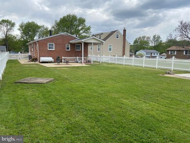 2127 Maple Rd, Sparrows Point, MD 21219 - photo 5