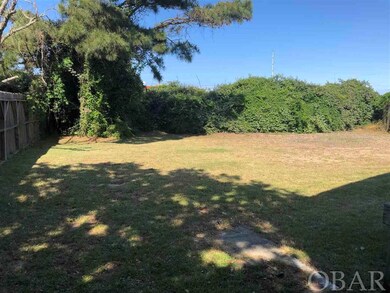 1405 Goldie St, Kill Devil Hills, NC 27948 - photo 3