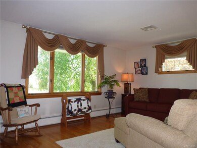 262 Warner Ave, North Tonawanda, NY 14120 - photo 5