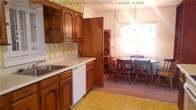 601 25th St, Dunbar, WV 25064 - photo 6