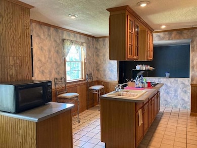 1502 E Myrtle Ave, Johnson City, TN 37601 - photo 3