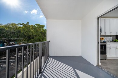 2461 Coral Way unit 35, Coral Gables, FL 33145 - photo 6