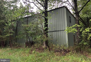 8435 Poplar Hill Dr, Clinton, MD 20735 - photo 4