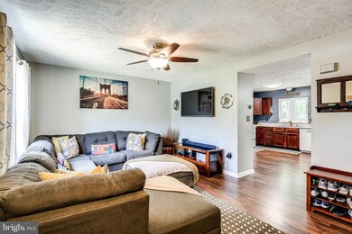 922 Chestnut Wood Ct, Chestnut Hill Cove, MD 21226 - photo 7