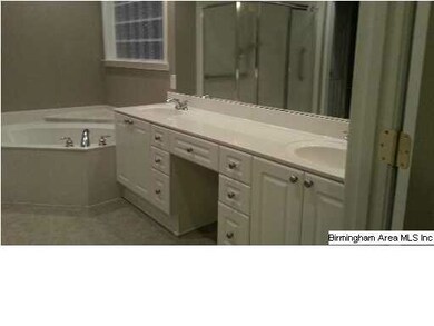 Masterbedroom Bath