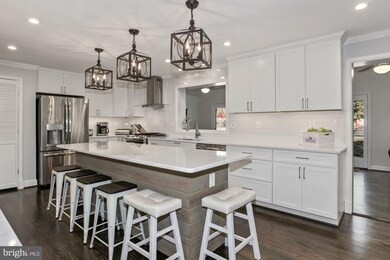 8260 Branch Rd, Annandale, VA 22003 - photo 5