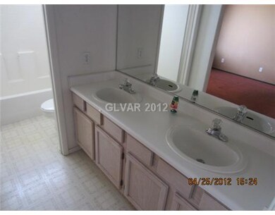 Master Bath/Spa.