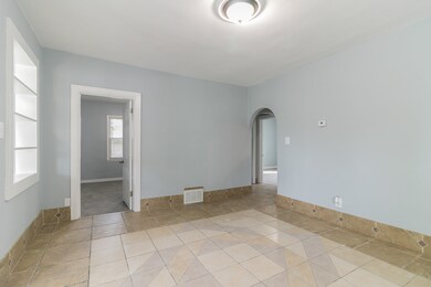 2725 20th St, Zion, IL 60099 - photo 7