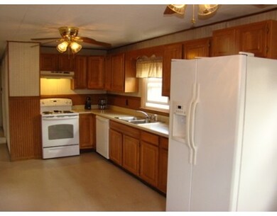 63 Front St, Shirley, MA 01464 - photo 3