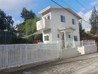 24334 Crestlawn St, Woodland Hills, CA 91367 - photo 3