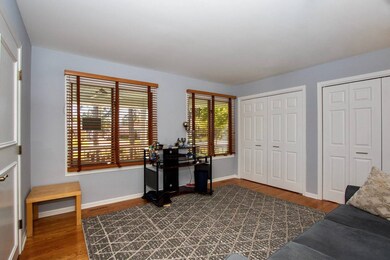 2274 Douglas Ave, Des Plaines, IL 60018 - photo 7