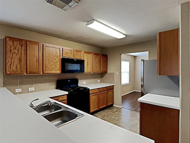 21723 Denali Range Ct, Katy, TX 77449 - photo 2