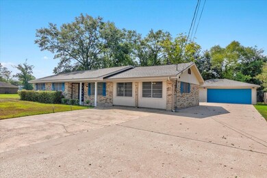 150 Lynn Dr, Lumberton, TX 77657 - photo 2