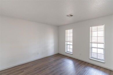 1036 SW 94th St, Oklahoma City, OK 73139 - photo 5