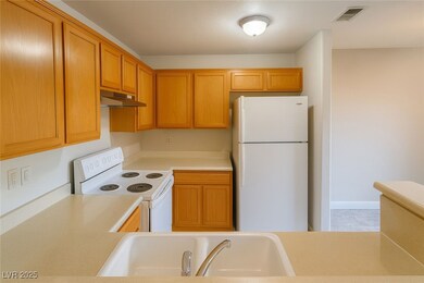 2962 Juniper Hills Blvd unit 102, Las Vegas, NV 89142 - photo 3