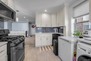 Bell Apartments unit 4B, Bayside, NY 11360 - photo 7