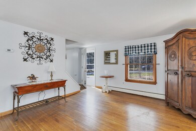 Living Dining Combo