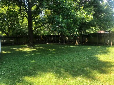 1709 S Maple 4