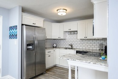 Tall Oaks Village unit 601, South Weymouth, MA 02190 - photo 2
