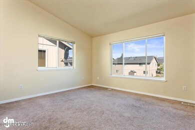 04-Living Room-4091