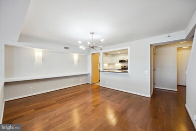 7 N Columbus Blvd unit 245, Philadelphia, PA 19106 - photo 6