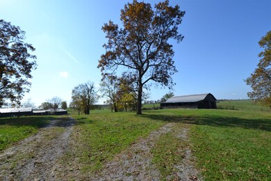 1488 Burgin Rd, Harrodsburg, KY 40330 - photo 4