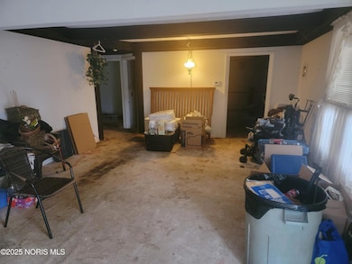 1537 Wilmore Dr, Toledo, OH 43614 - photo 6