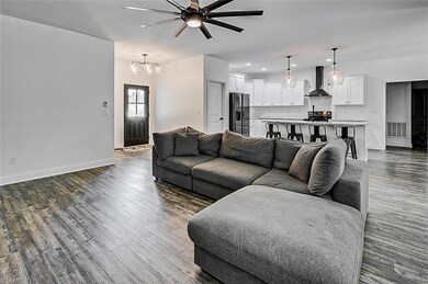 1508 Allen Ct, Asheboro, NC 27205 - photo 4