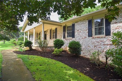 14 Ballantree Dr, Asheville, NC 28803 - photo 3