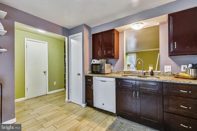 38 Seek Ct, Takoma Park, MD 20912 - photo 3