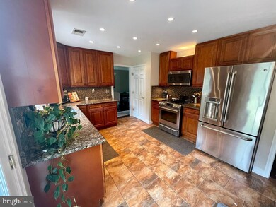 1705 Vestment Ct, Severn, MD 21144 - photo 3