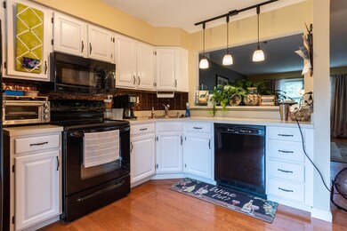 34 Riviera Rd, Hudson, NH 03051 - photo 7